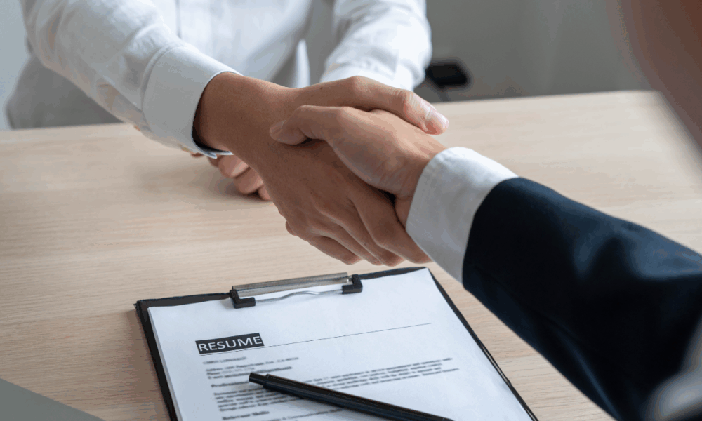 MEI: o que você precisa saber antes de contratar o primeiro funcionário